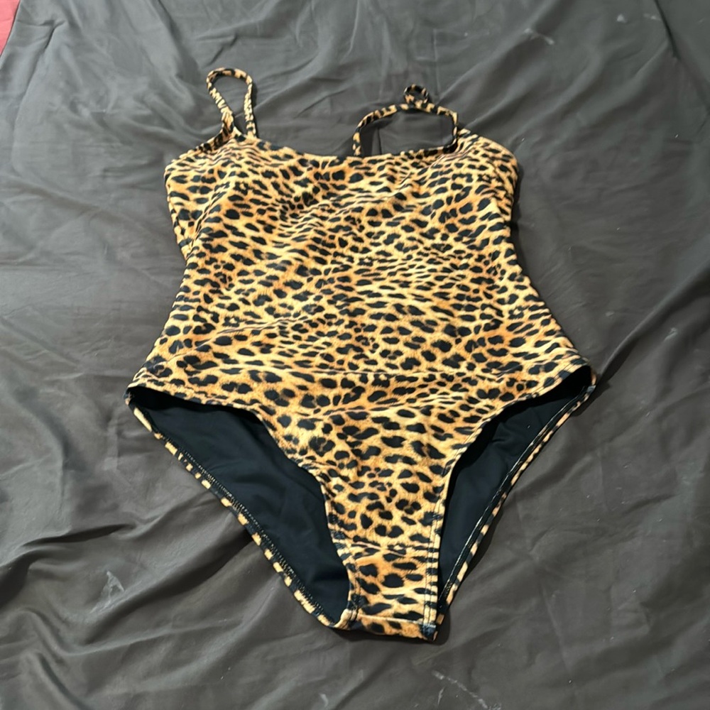 Leopard bathing suit
